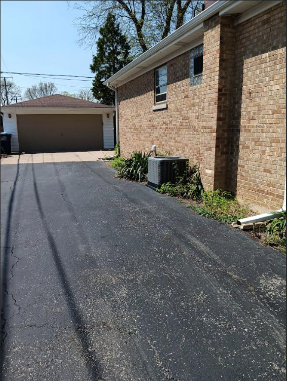 1112 Homestead Road, La Grange Park, IL 60526