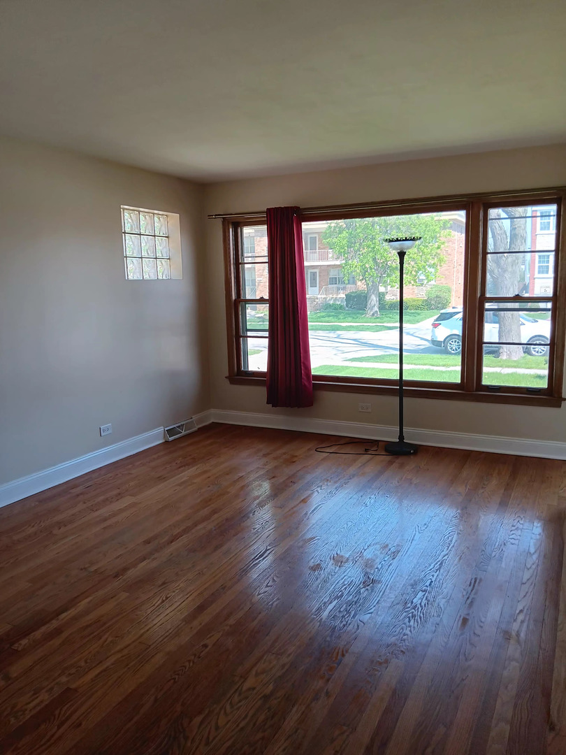 1112 Homestead Road, La Grange Park, IL 60526