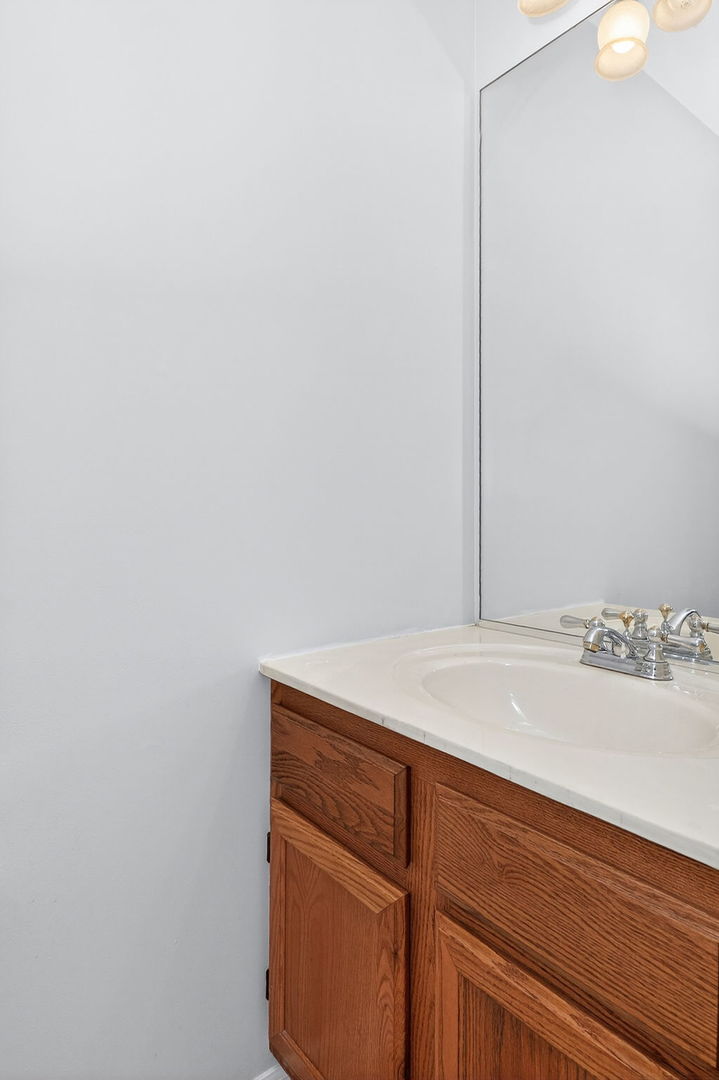 1723 Napoleon Drive, Naperville, IL 60565