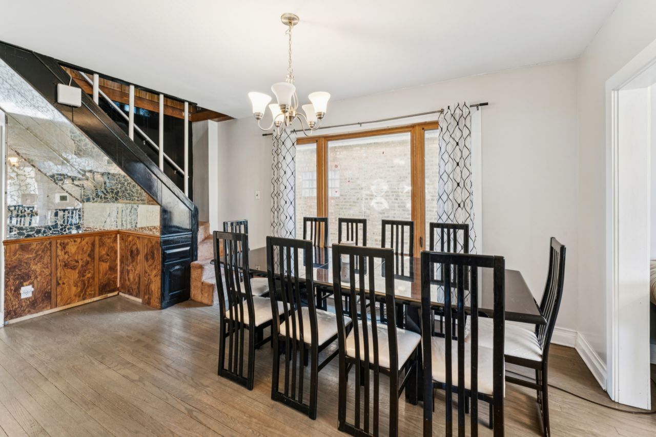 2547 Davisson Street, River Grove, IL 60171