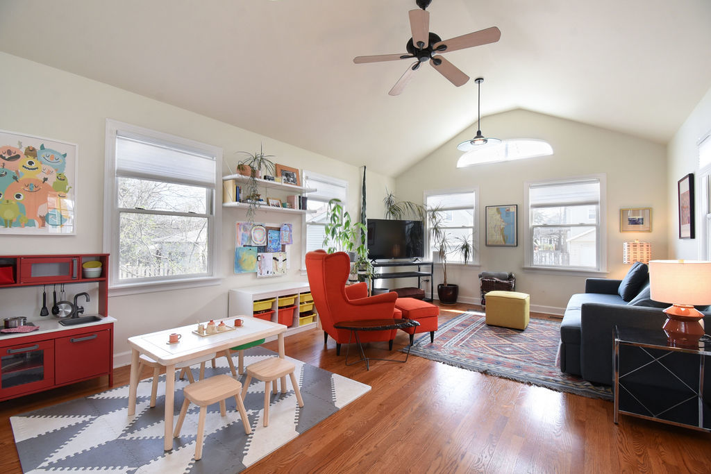 4157 Raymond Avenue, Brookfield, IL 60513