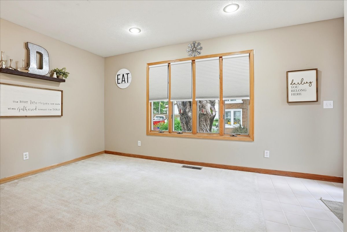 500 C S 4th Street #C, Fairbury, IL 61739