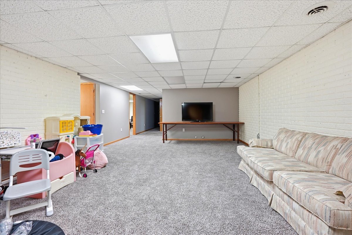 500 C S 4th Street #C, Fairbury, IL 61739