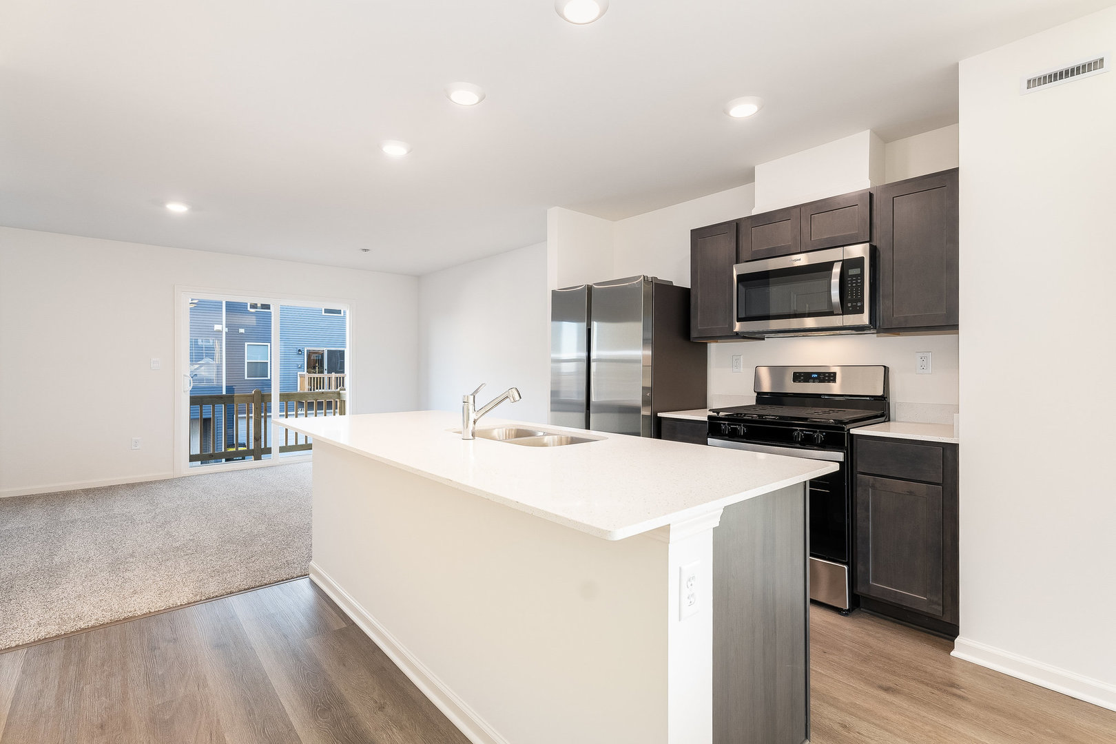 1059 Briar Glen Court, Hampshire, IL 60140