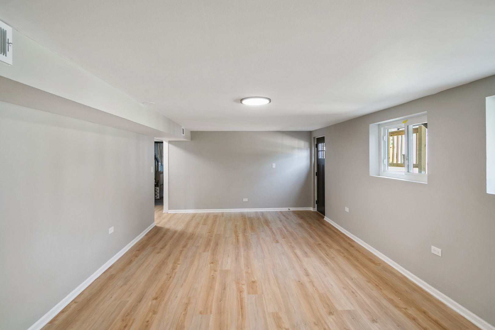 118 Windsor Lane, Glendale Heights, IL 60139