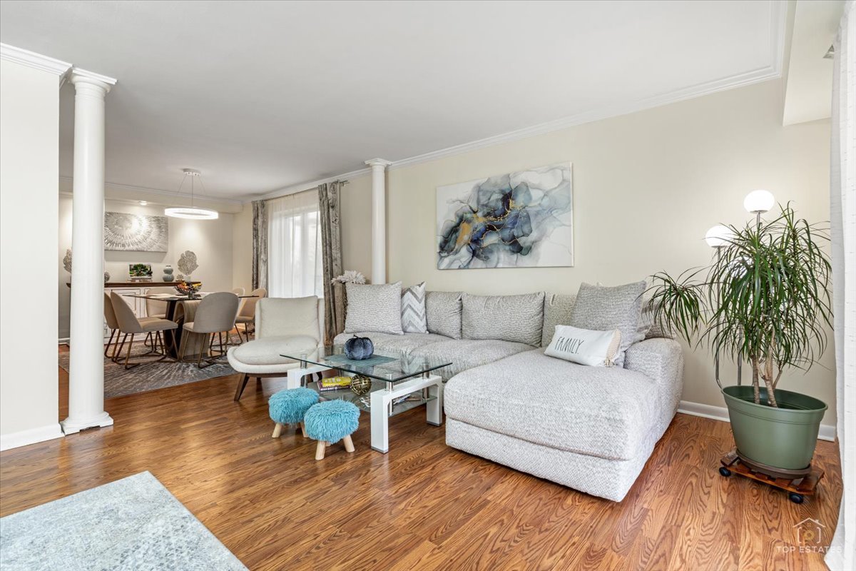 1405 E Central Road #222C, Arlington Heights, IL 60005