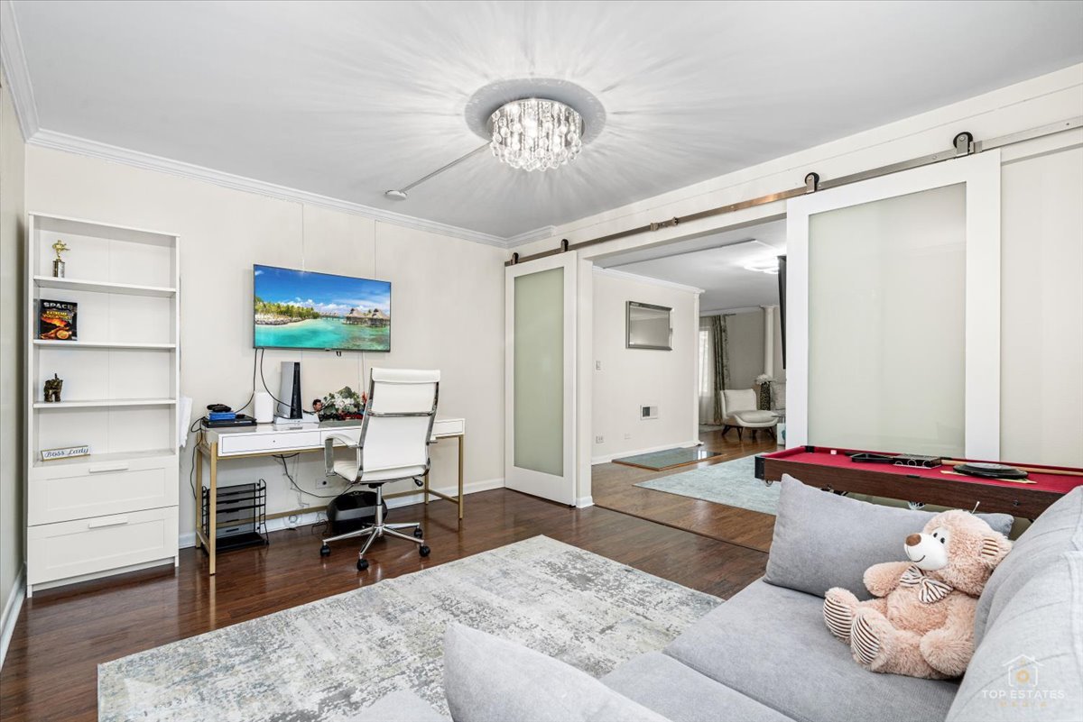 1405 E Central Road #222C, Arlington Heights, IL 60005