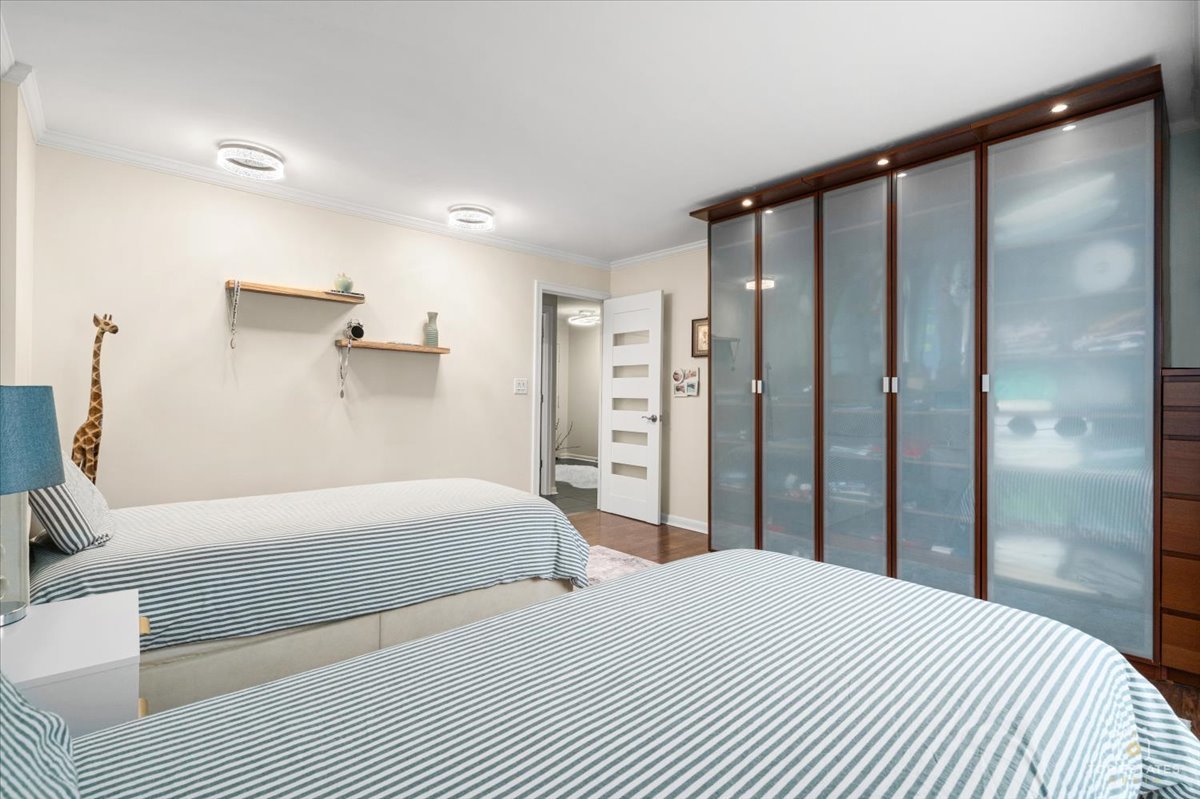 1405 E Central Road #222C, Arlington Heights, IL 60005