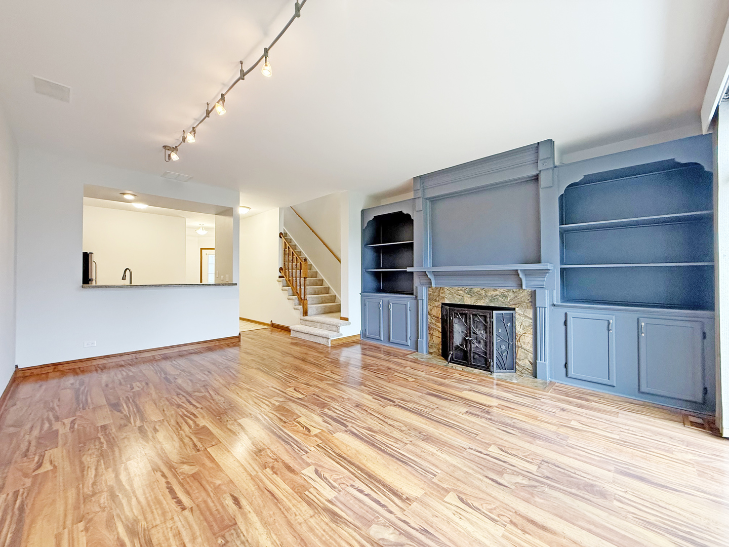 440 Mill Street, Batavia, IL 60510