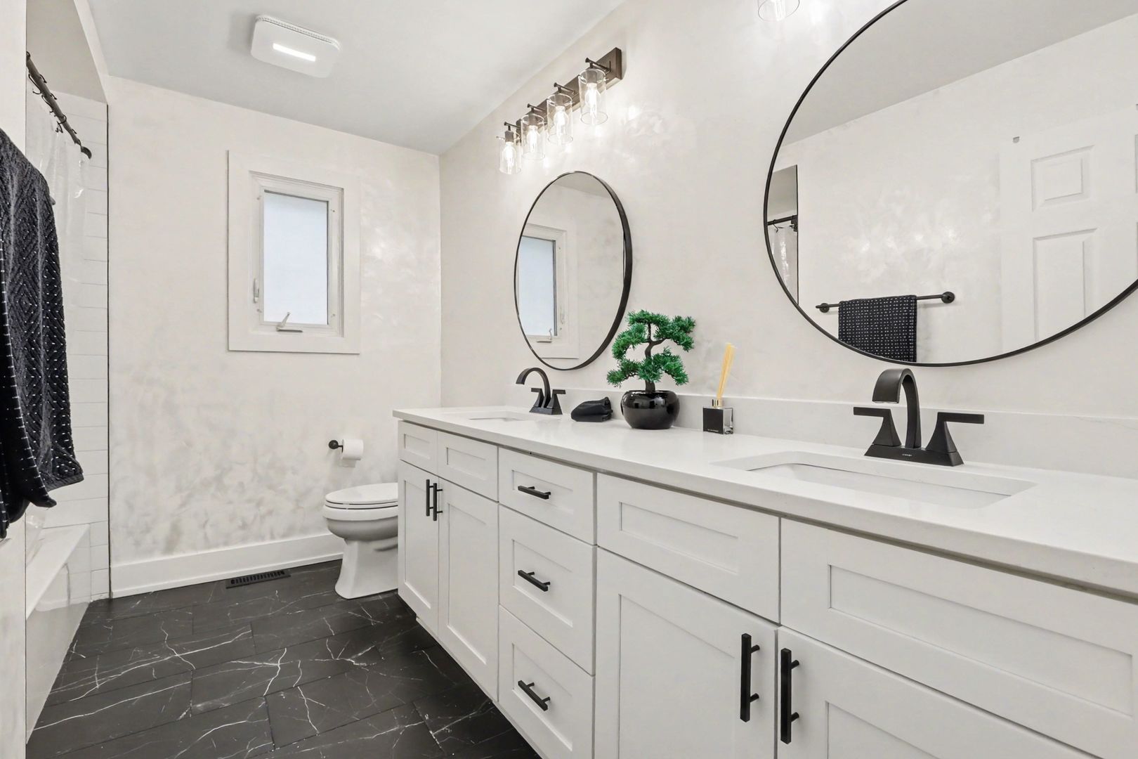 10360 Brenner Court, Naperville, IL 60564