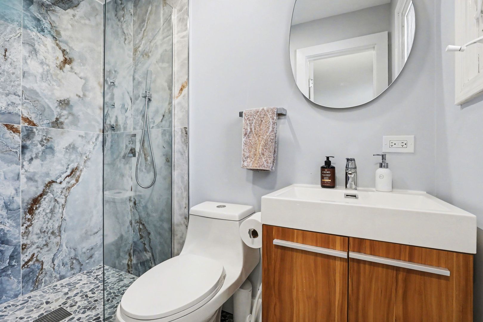 10360 Brenner Court, Naperville, IL 60564