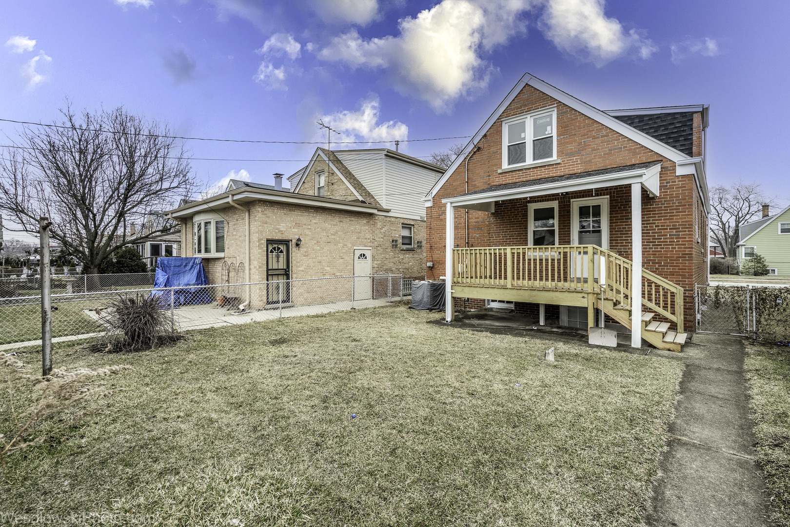 2504 Leyden Avenue, River Grove, IL 60171