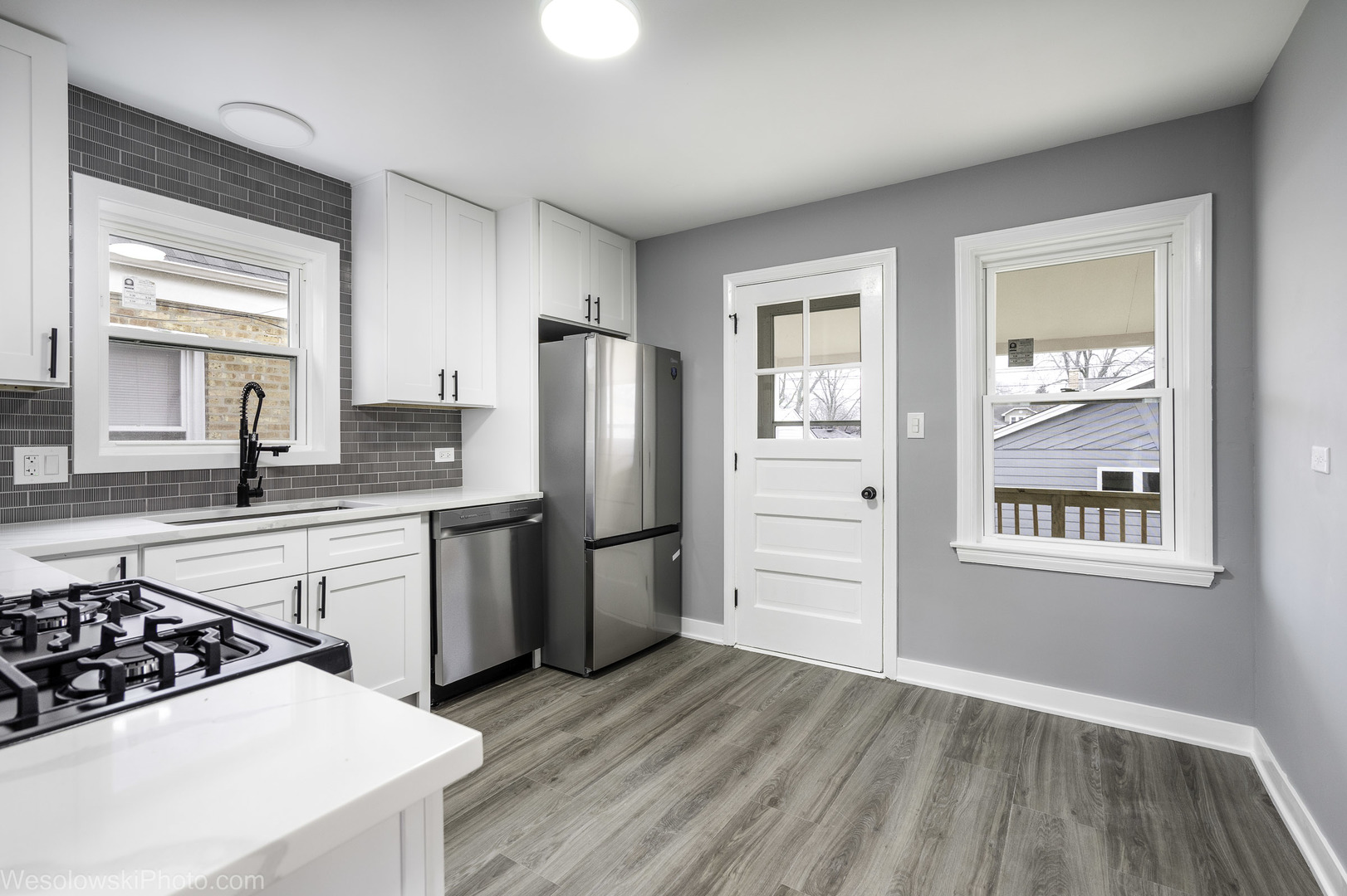 2504 Leyden Avenue, River Grove, IL 60171