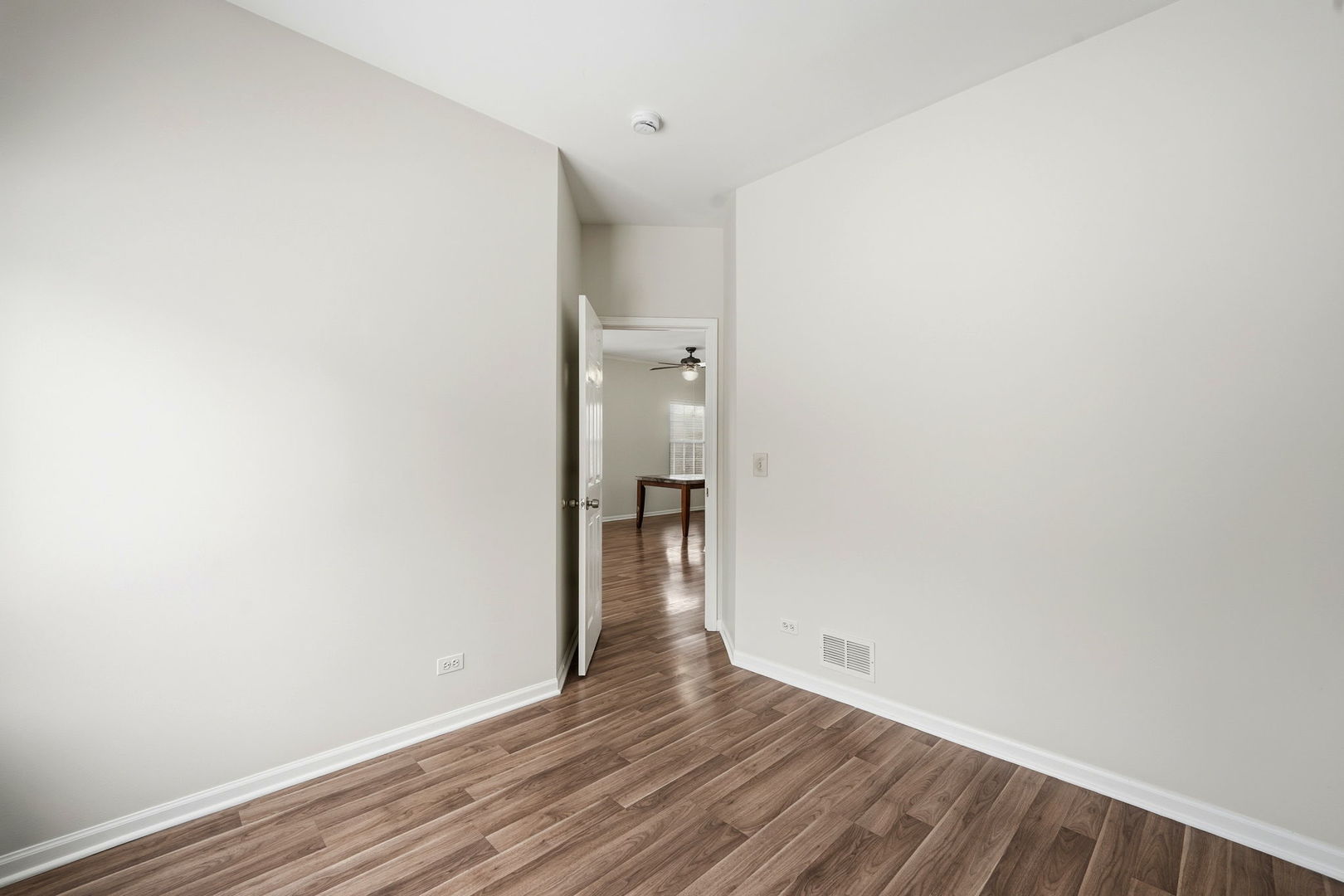 171 Monarch Drive, Streamwood, IL 60107