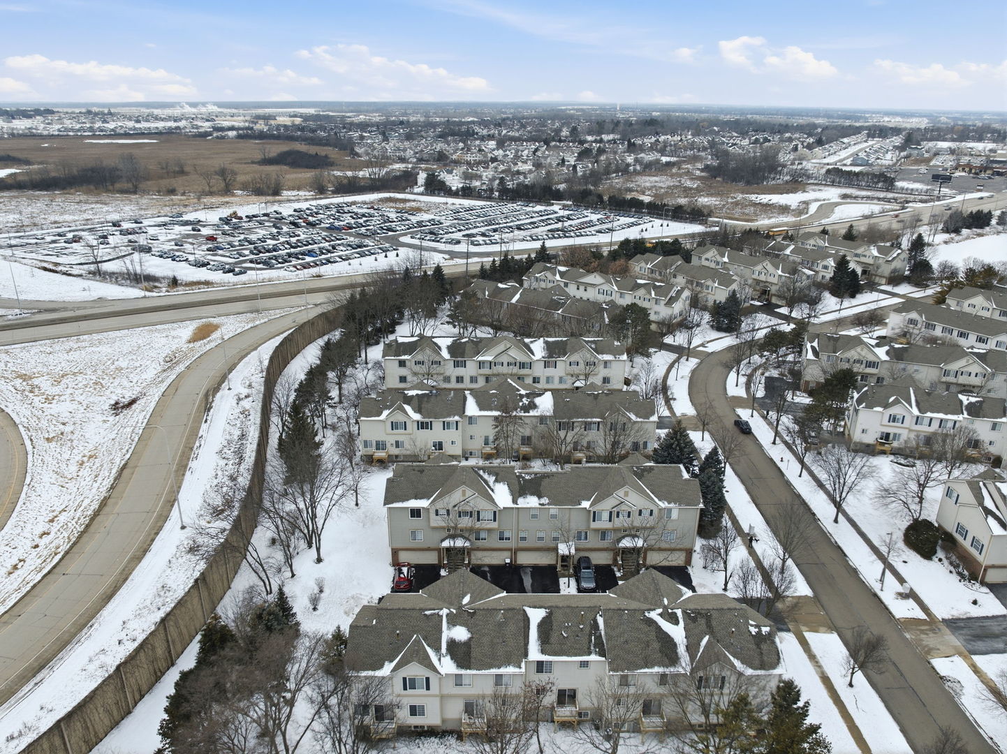 171 Monarch Drive, Streamwood, IL 60107