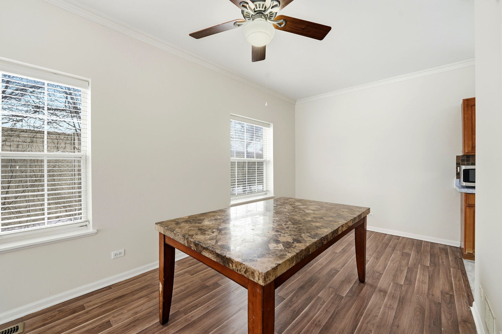 171 Monarch Drive, Streamwood, IL 60107