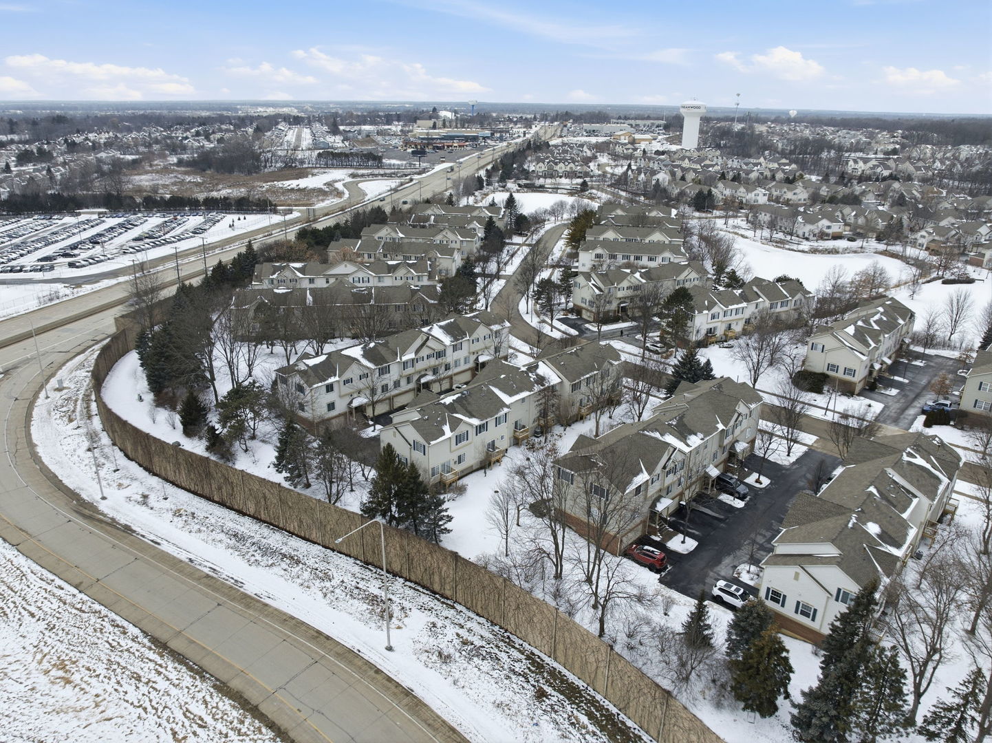 171 Monarch Drive, Streamwood, IL 60107