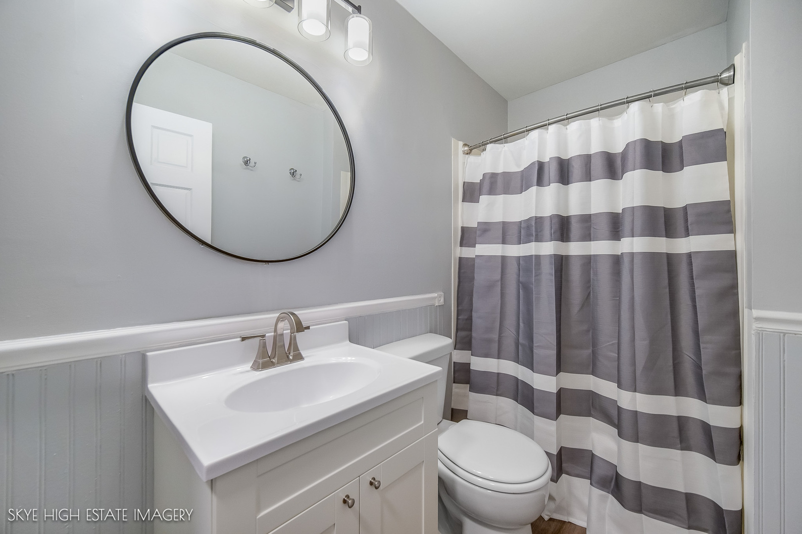 16456 George Drive, Oak Forest, IL 60452