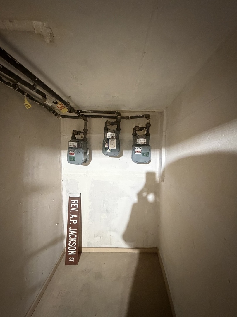 7316 S Lowe Avenue, Chicago, IL 60621