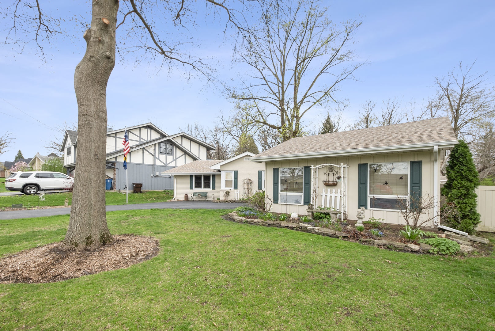 12130 S Nagle Avenue, Palos Heights, IL 60463