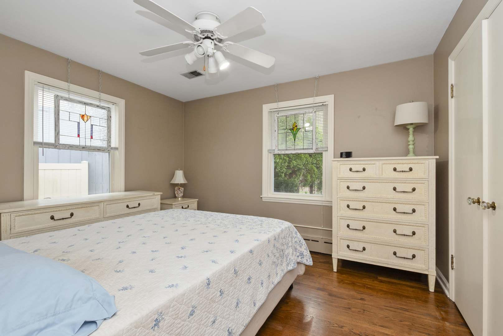 12130 S Nagle Avenue, Palos Heights, IL 60463