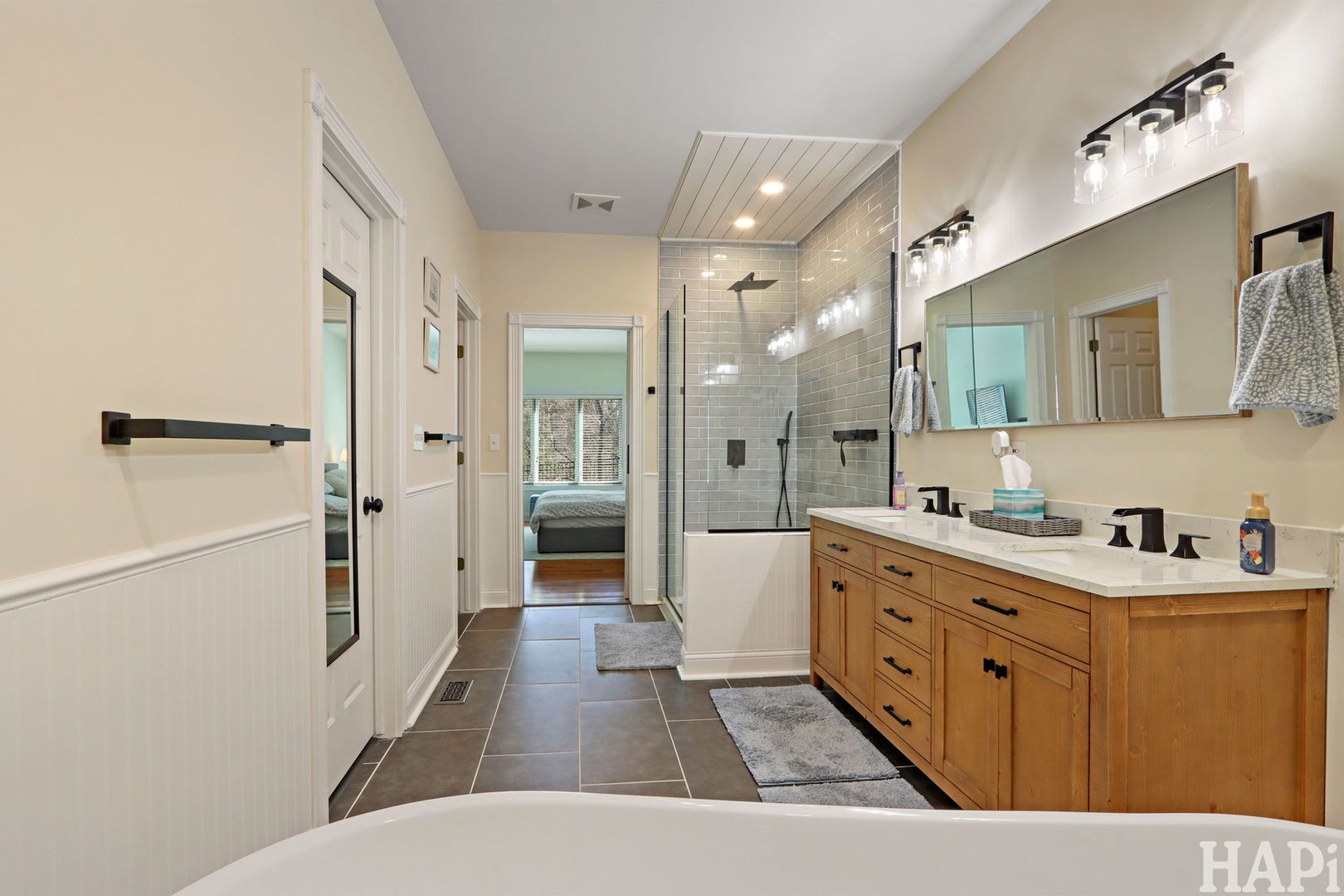 3315 Sherwood Forest Drive, Spring Grove, IL 60081