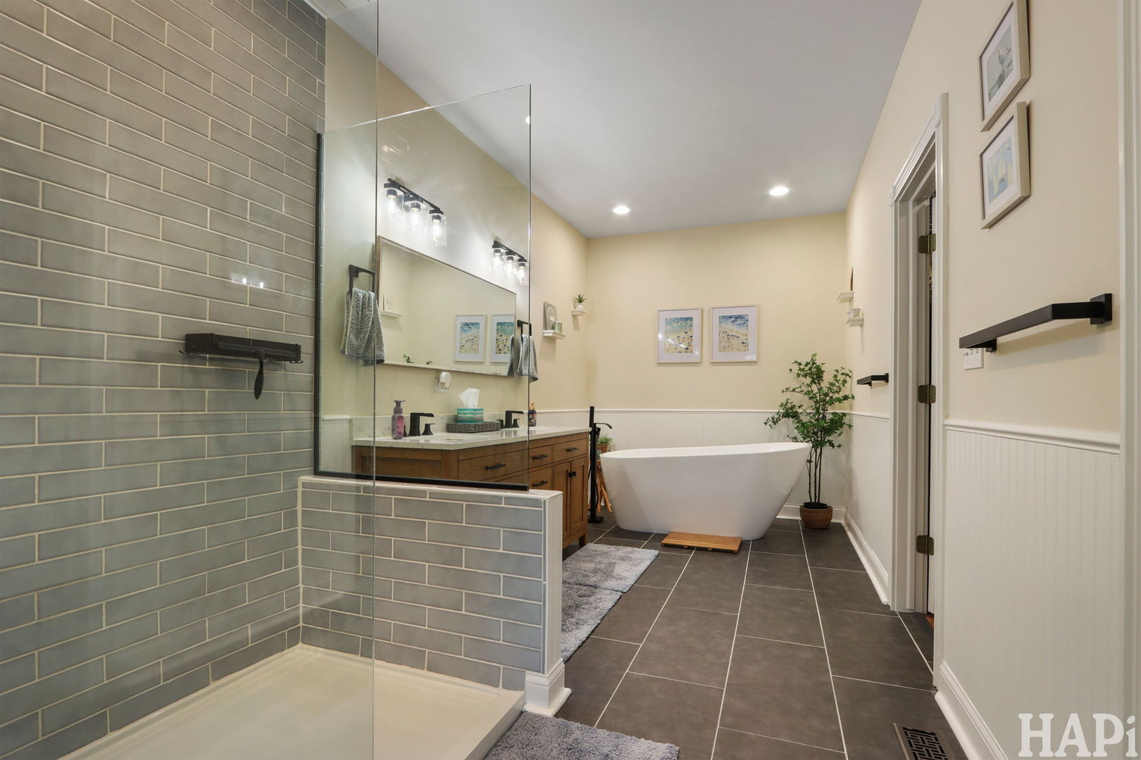 3315 Sherwood Forest Drive, Spring Grove, IL 60081