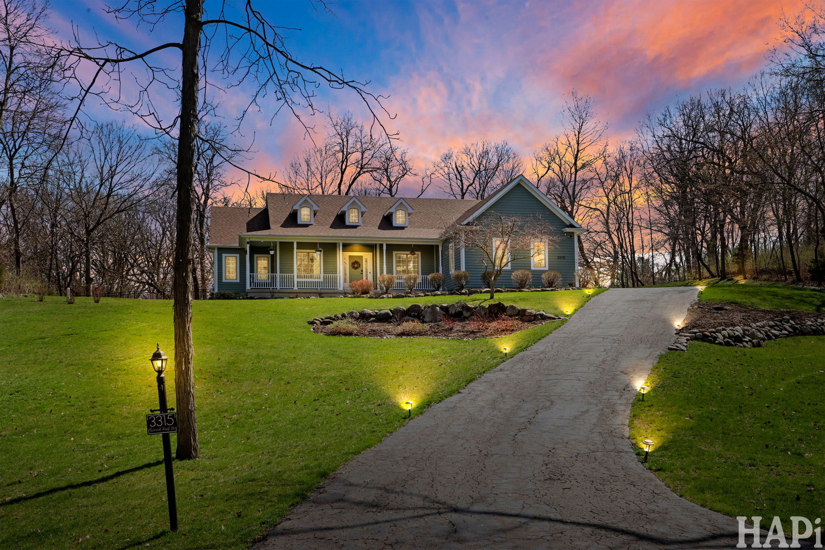 3315 Sherwood Forest Drive, Spring Grove, IL 60081