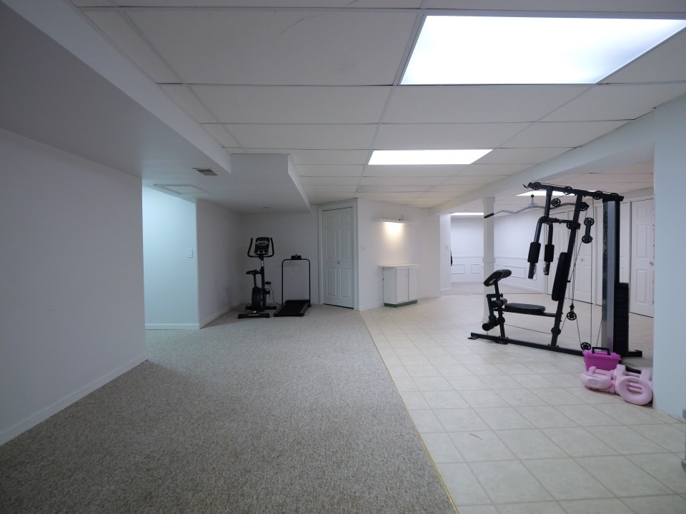 6706 Pondview Drive, Tinley Park, IL 60477