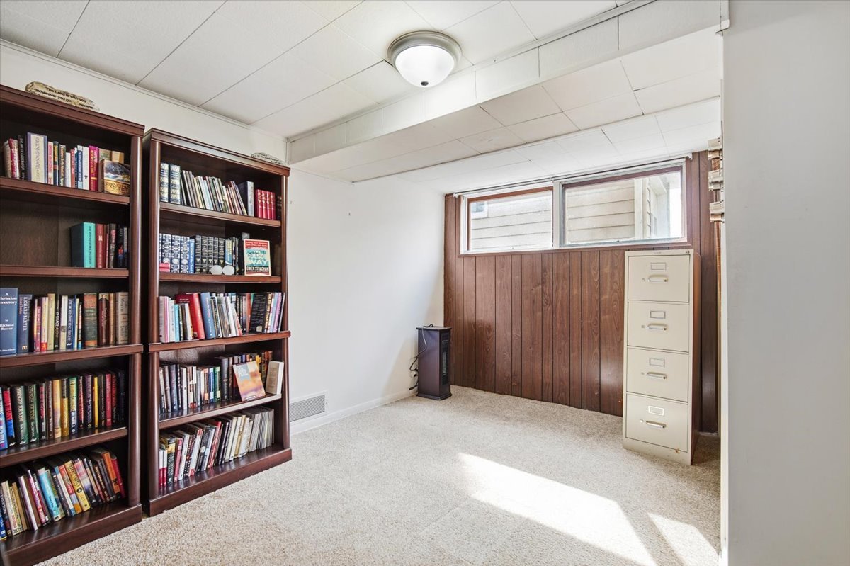 505 W Summit Street, Normal, IL 61761