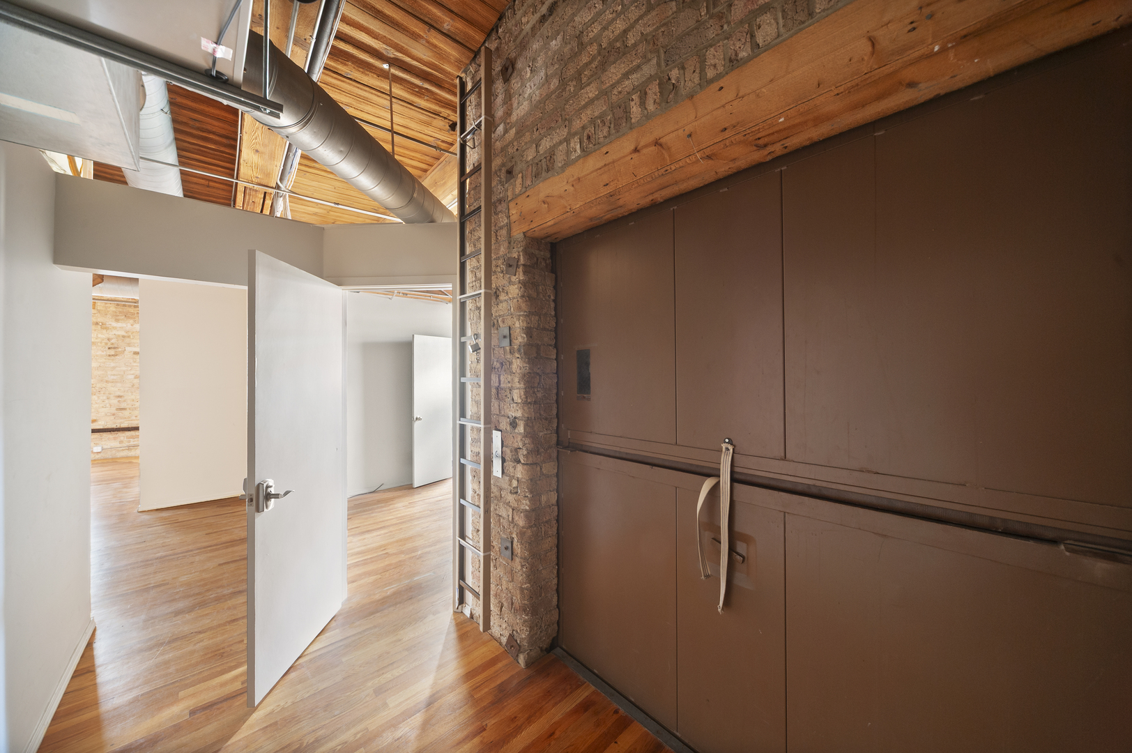 368 W Huron Street #3N, Chicago, IL 60654