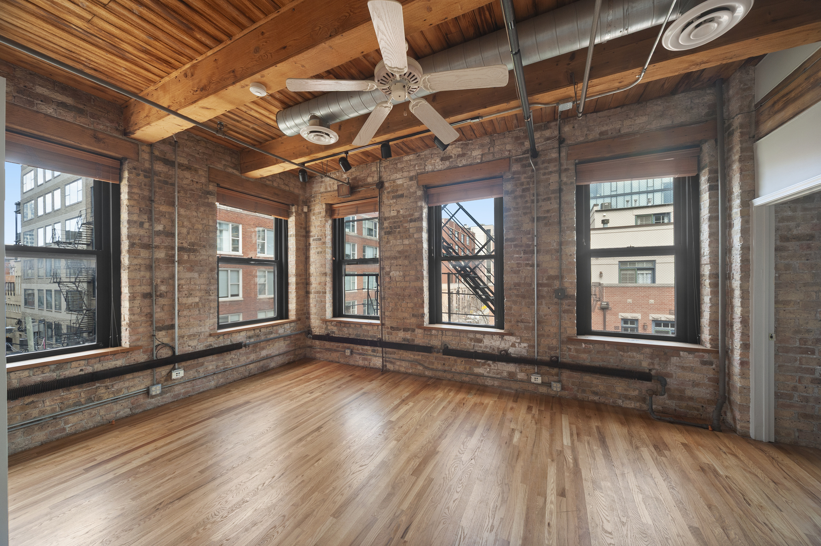368 W Huron Street #3N, Chicago, IL 60654