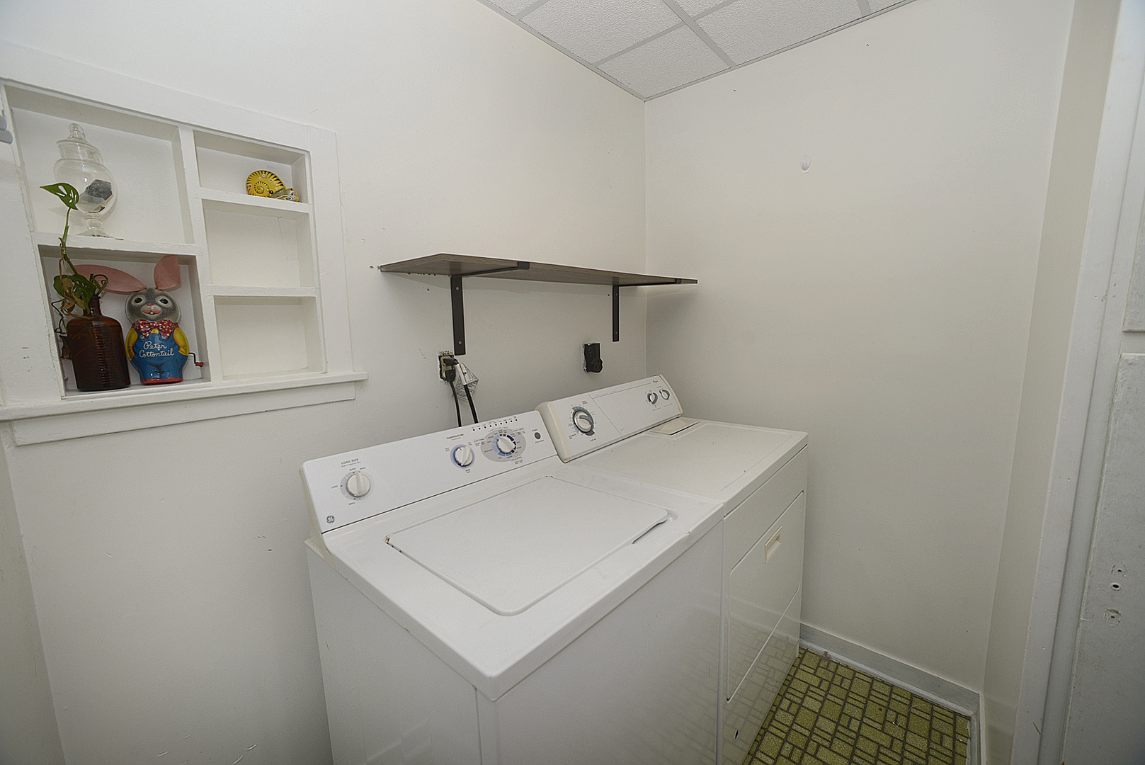 210 6th Street, Mendota, IL 61342