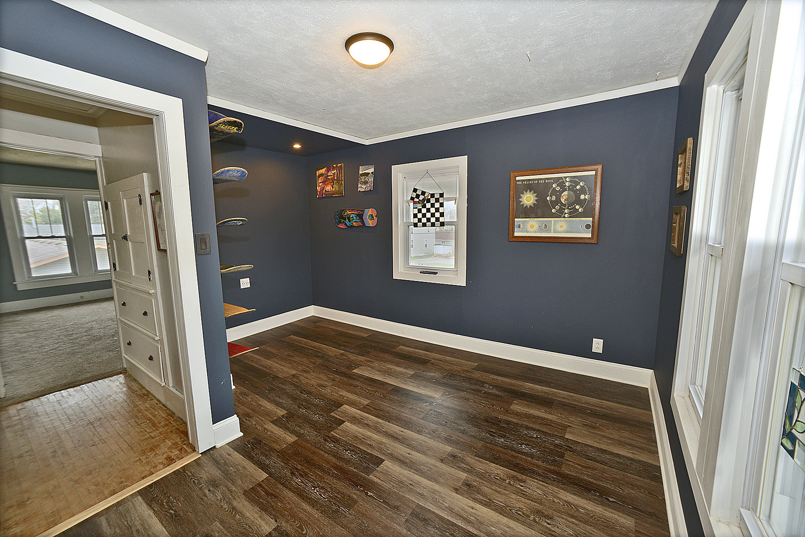 210 6th Street, Mendota, IL 61342