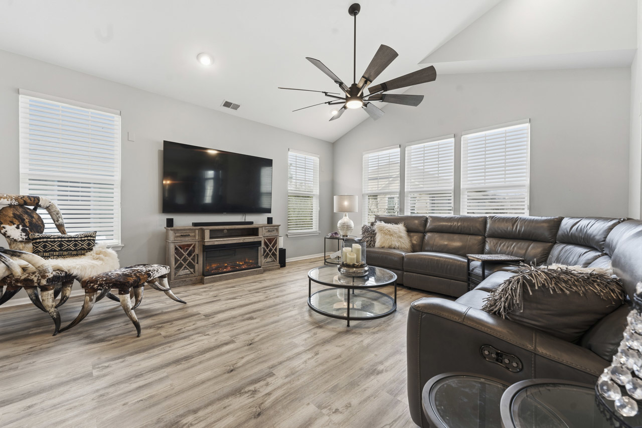 1890 Havenshire Road #1890, Aurora, IL 60502