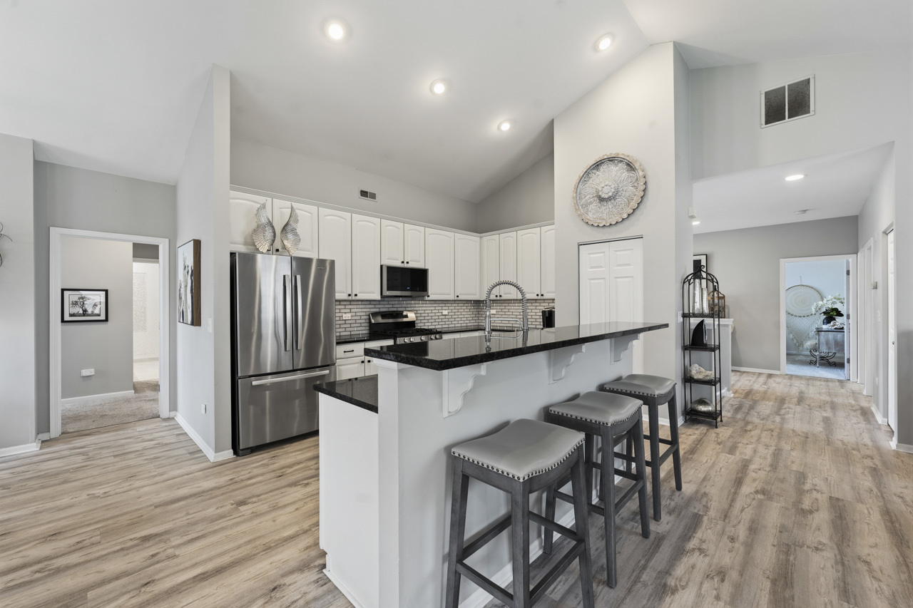 1890 Havenshire Road #1890, Aurora, IL 60502