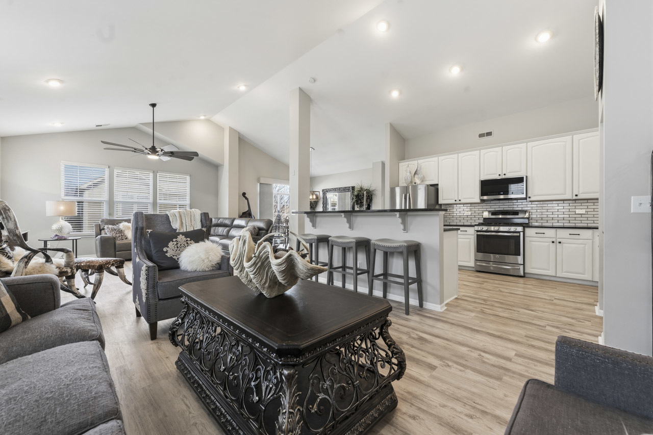 1890 Havenshire Road #1890, Aurora, IL 60502