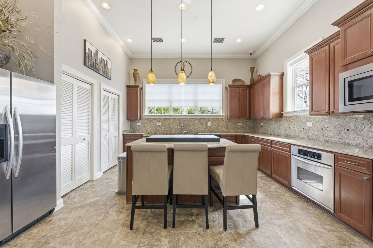 1890 Havenshire Road #1890, Aurora, IL 60502