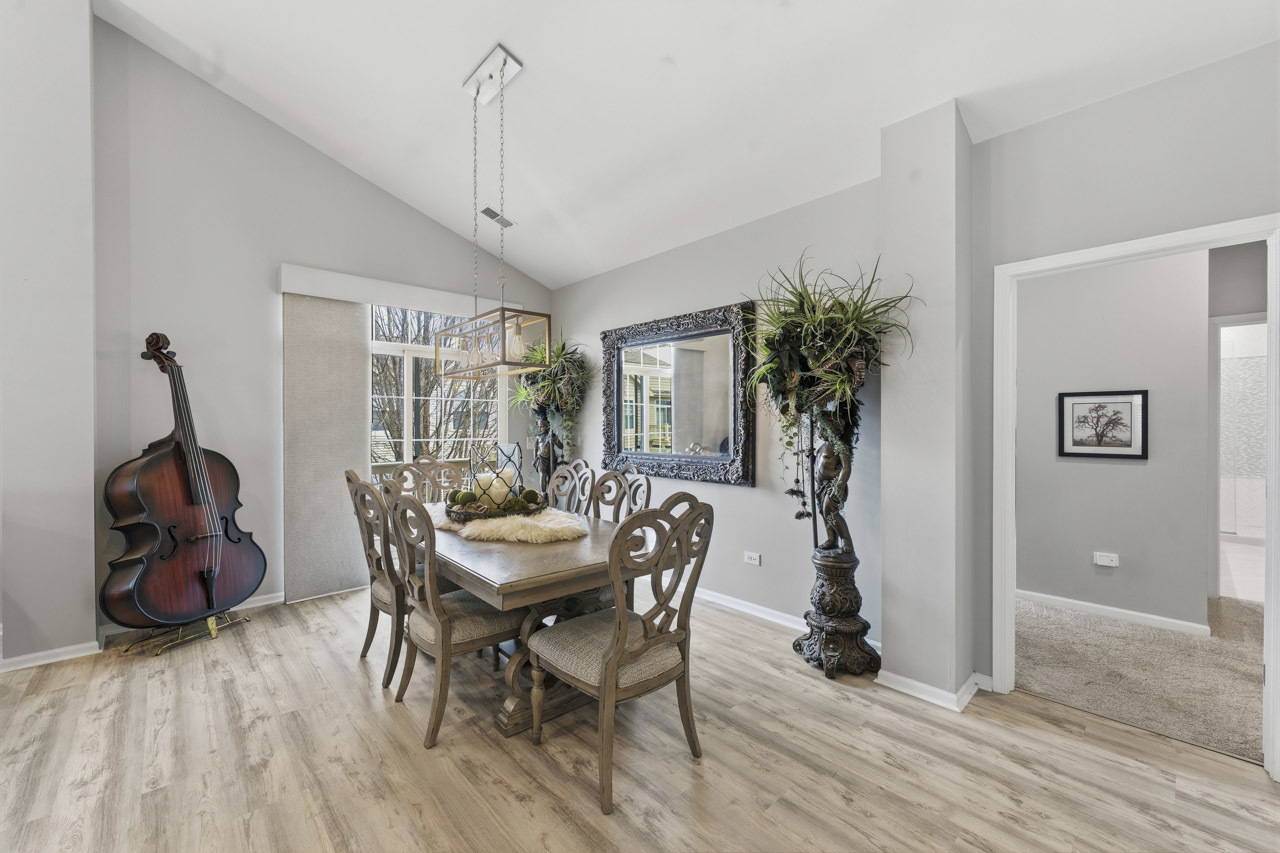 1890 Havenshire Road #1890, Aurora, IL 60502