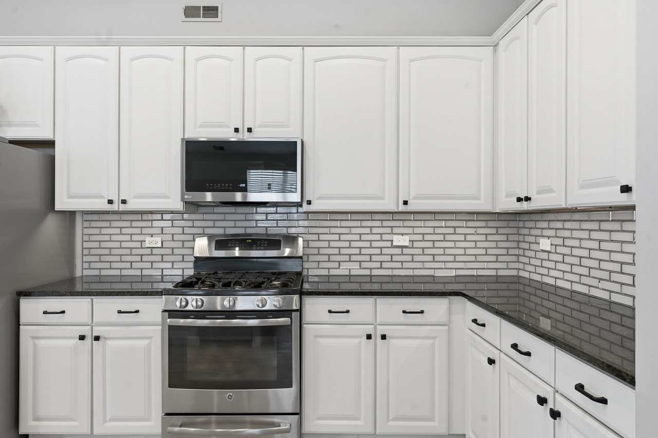 1890 Havenshire Road #1890, Aurora, IL 60502