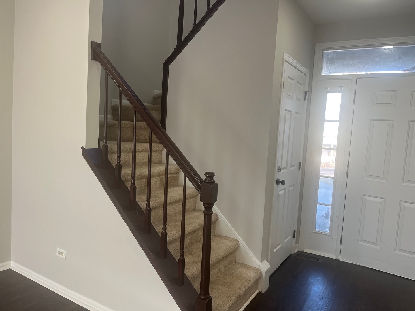 567 W PARKSIDE Drive #567, Palatine, IL 60067