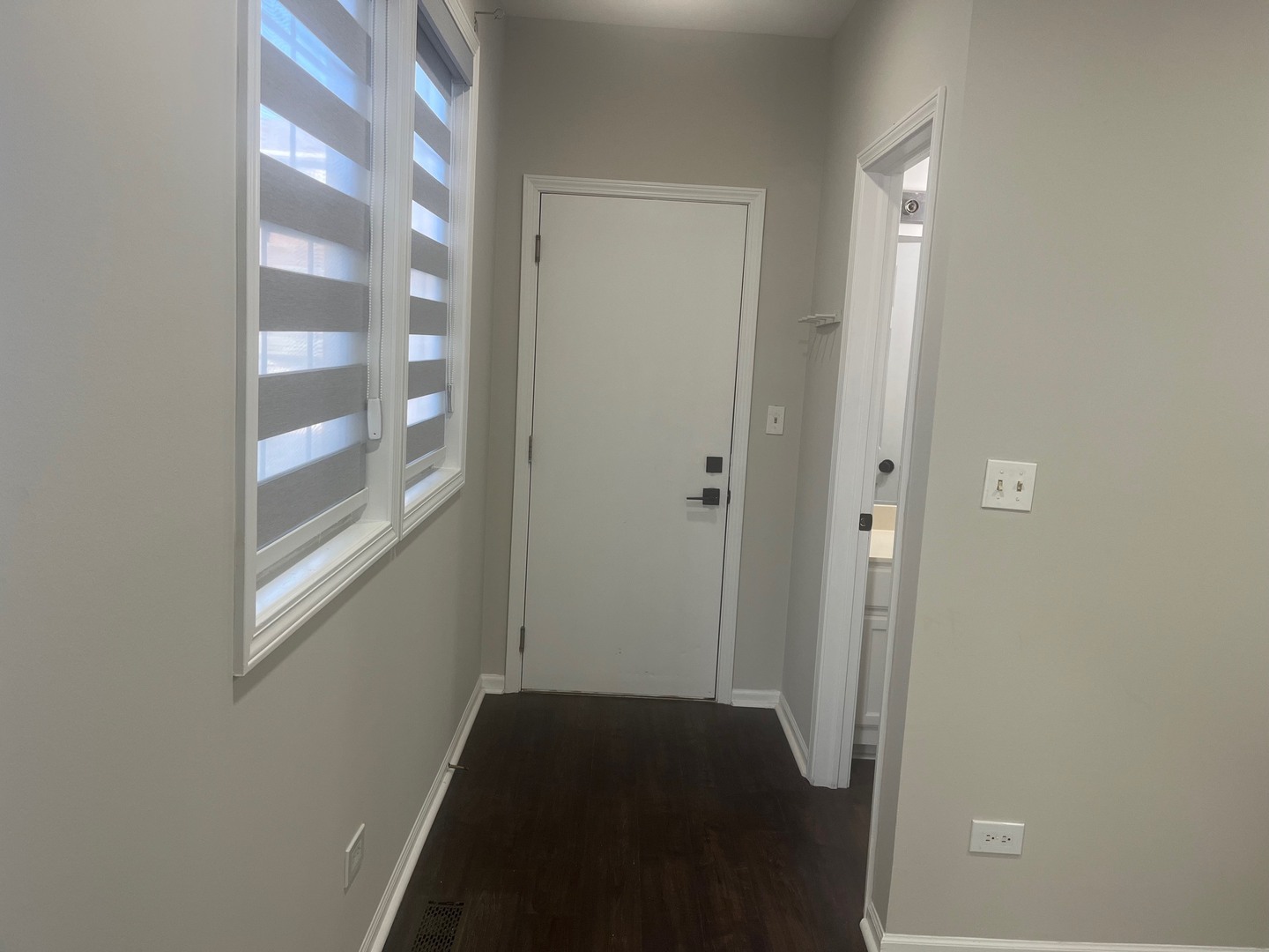 567 W PARKSIDE Drive #567, Palatine, IL 60067