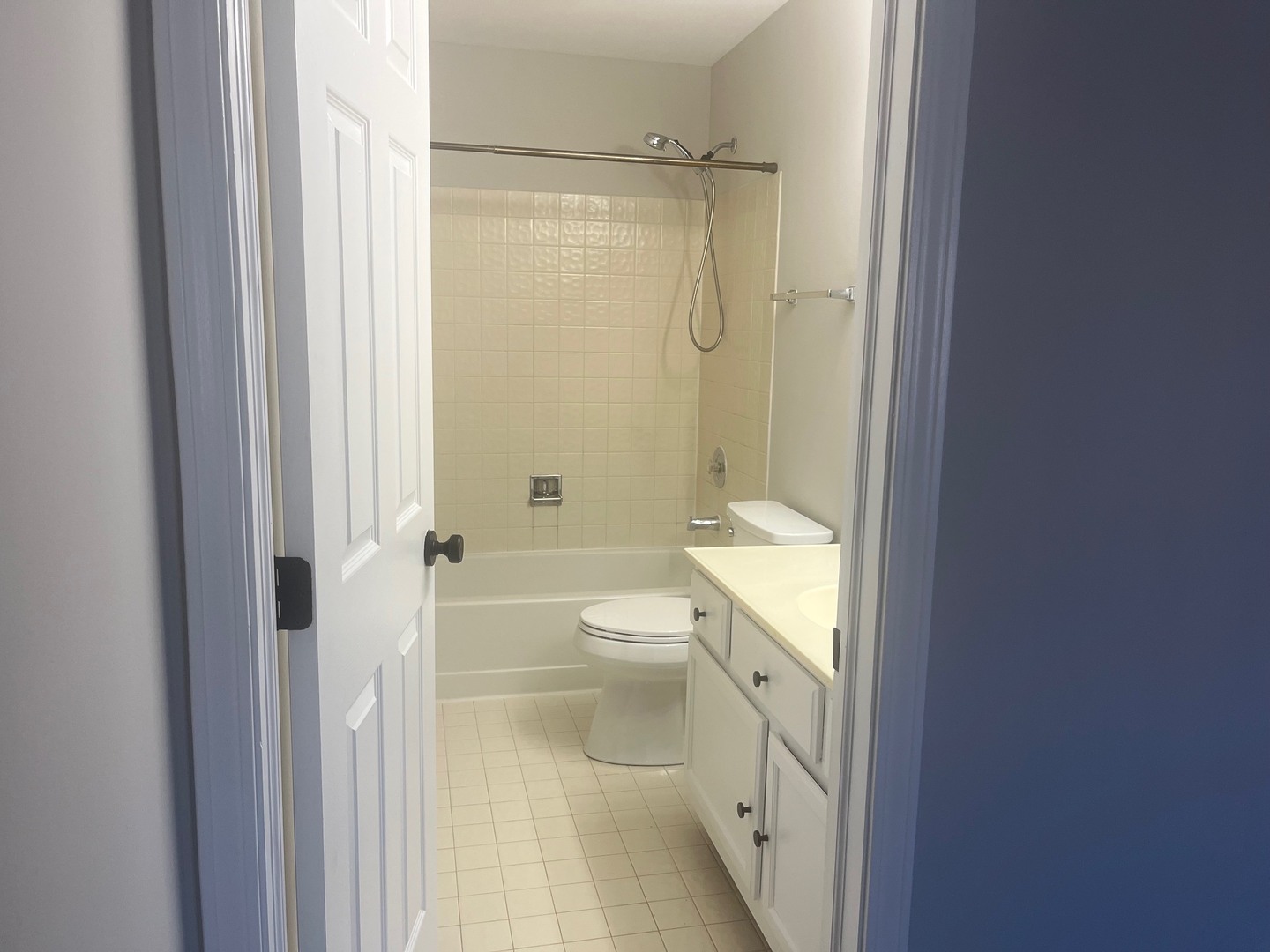 567 W PARKSIDE Drive #567, Palatine, IL 60067