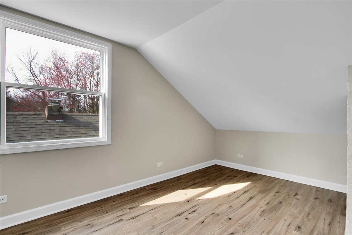 34 N Greenwood Avenue, Palatine, IL 60074