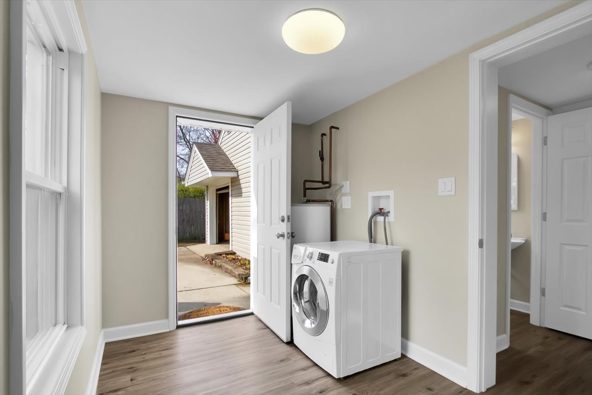 34 N Greenwood Avenue, Palatine, IL 60074