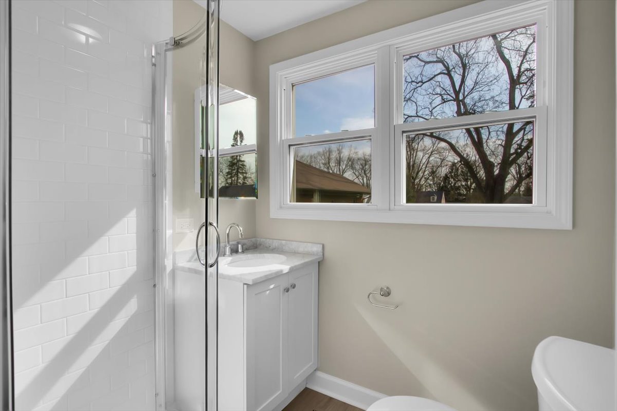 34 N Greenwood Avenue, Palatine, IL 60074