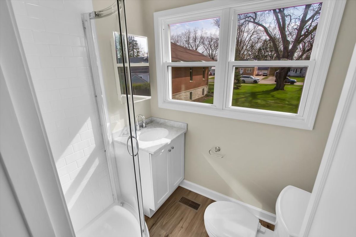 34 N Greenwood Avenue, Palatine, IL 60074