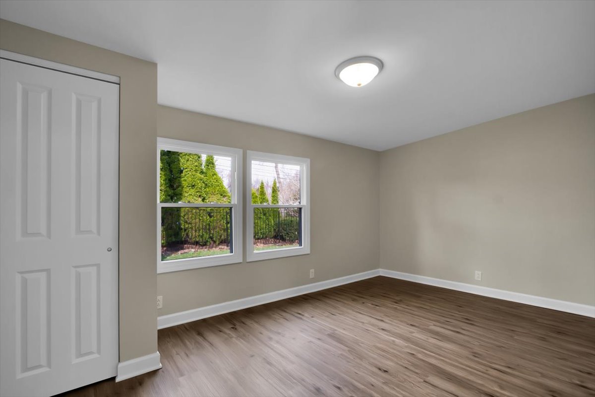 34 N Greenwood Avenue, Palatine, IL 60074