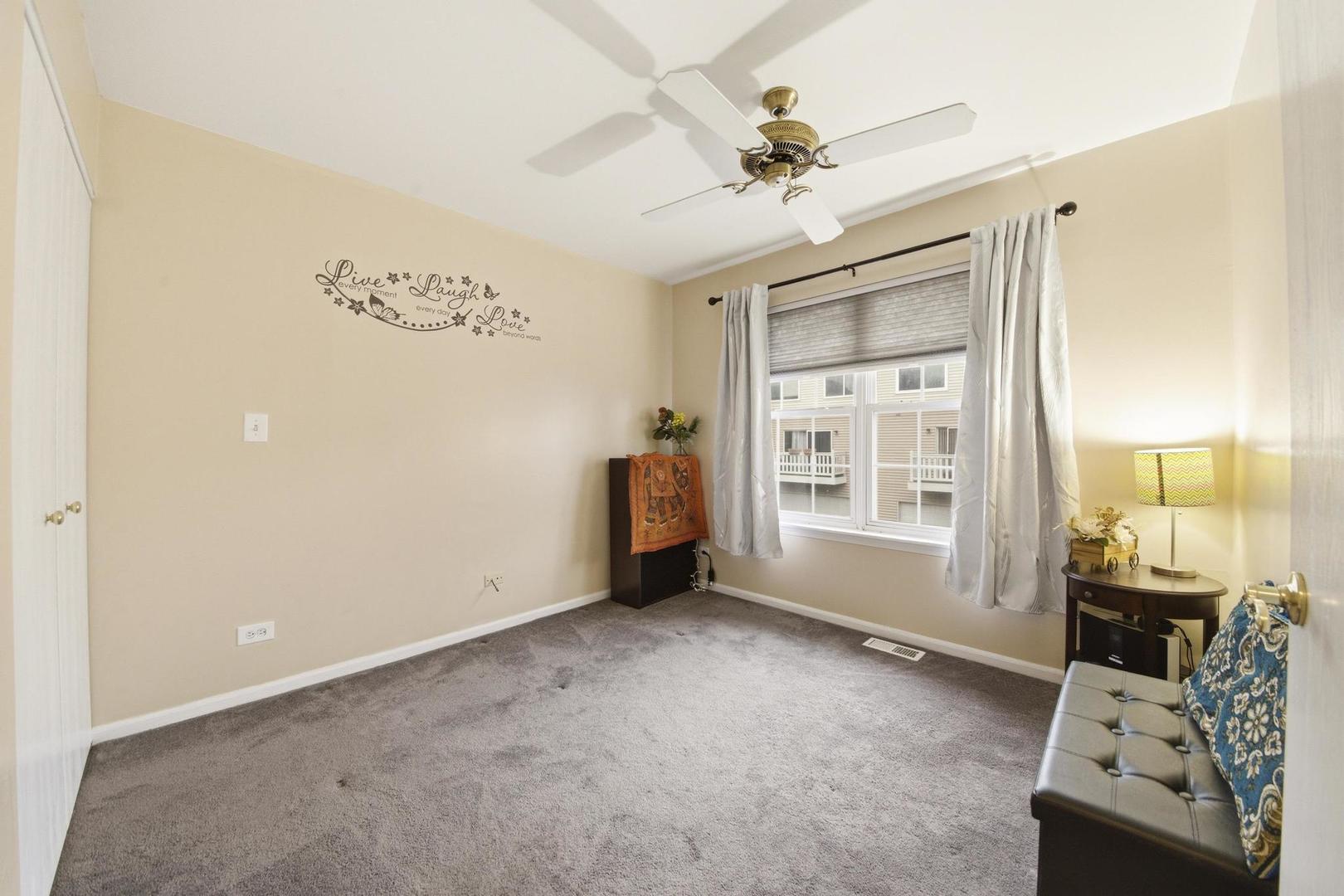 2861 Shelly Lane, Aurora, IL 60504