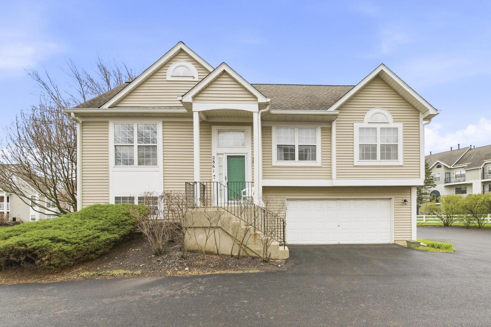 2861 Shelly Lane, Aurora, IL 60504